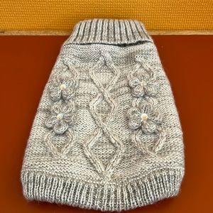 Pet sweater for small dog